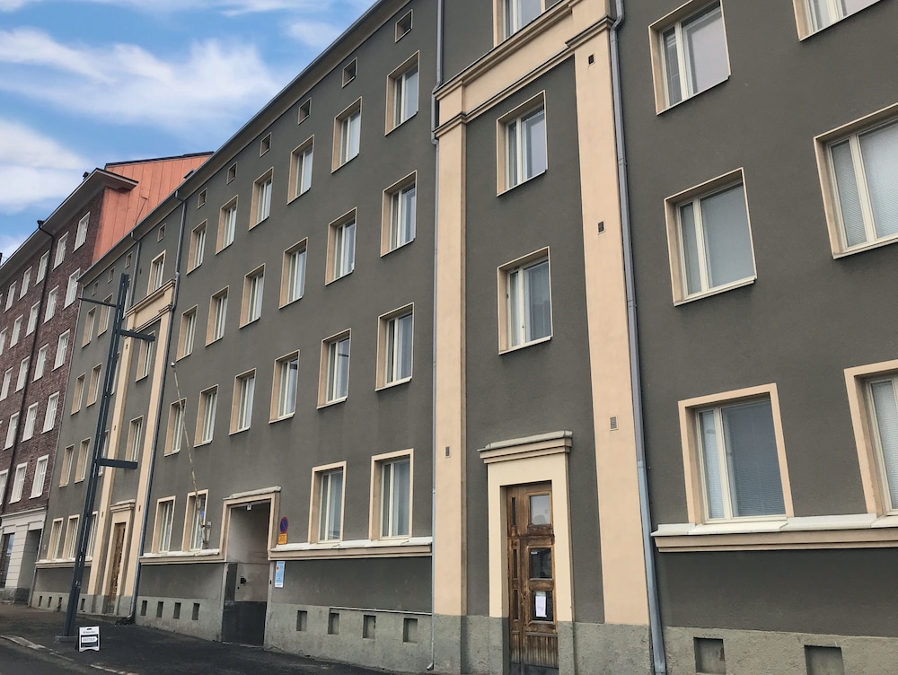 Homelike 1BR Apartment in Historical Building view 3