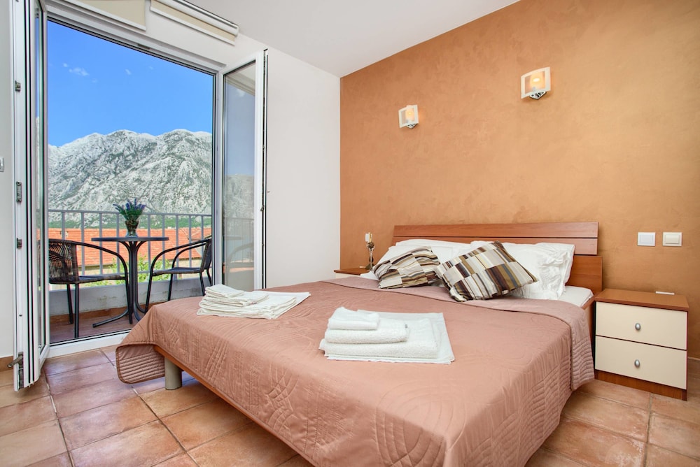 Apartments Ivanovic