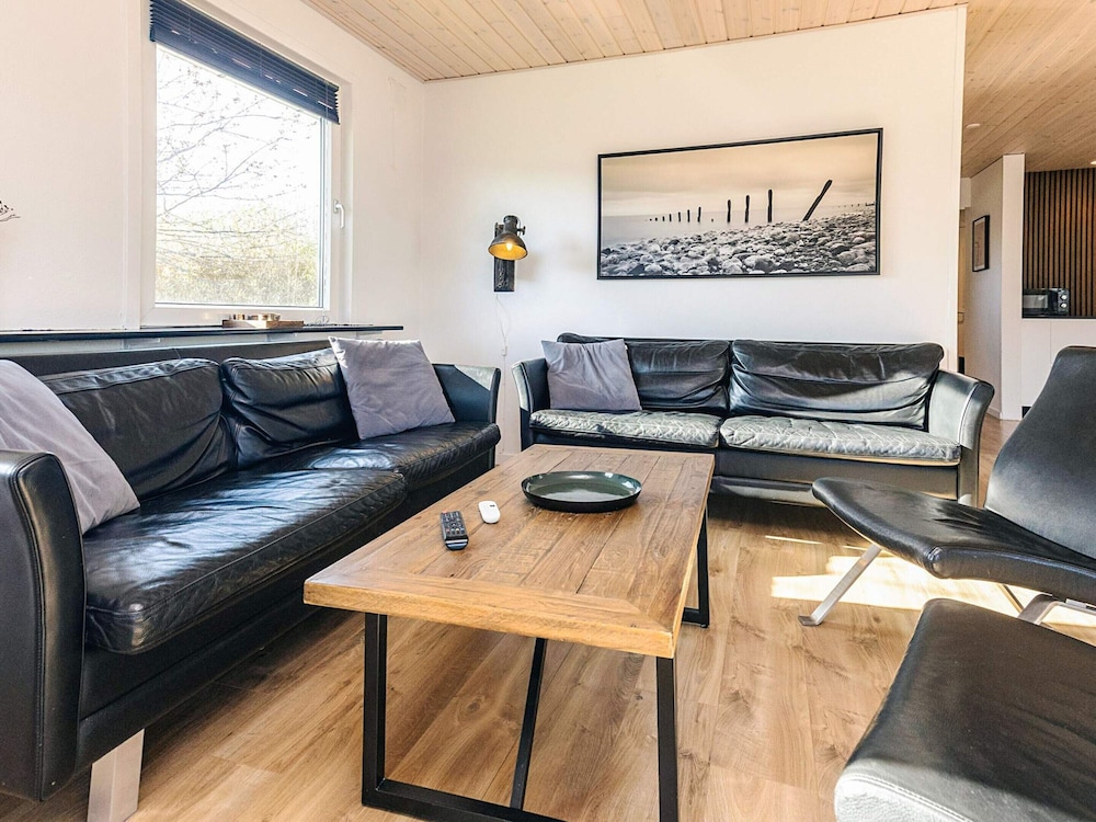 8 Person Holiday Home in Albaek-by Traum