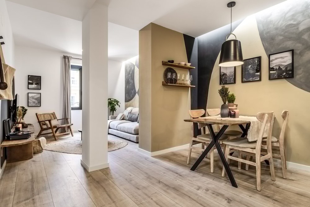 Appy - 1 Bedroom in Trafalgar