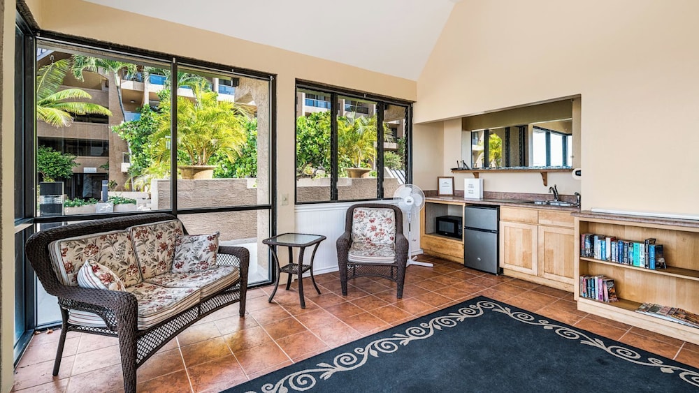 AC - Easy Walk to Restaurants Shopping - Concierge Included - Vrkcv