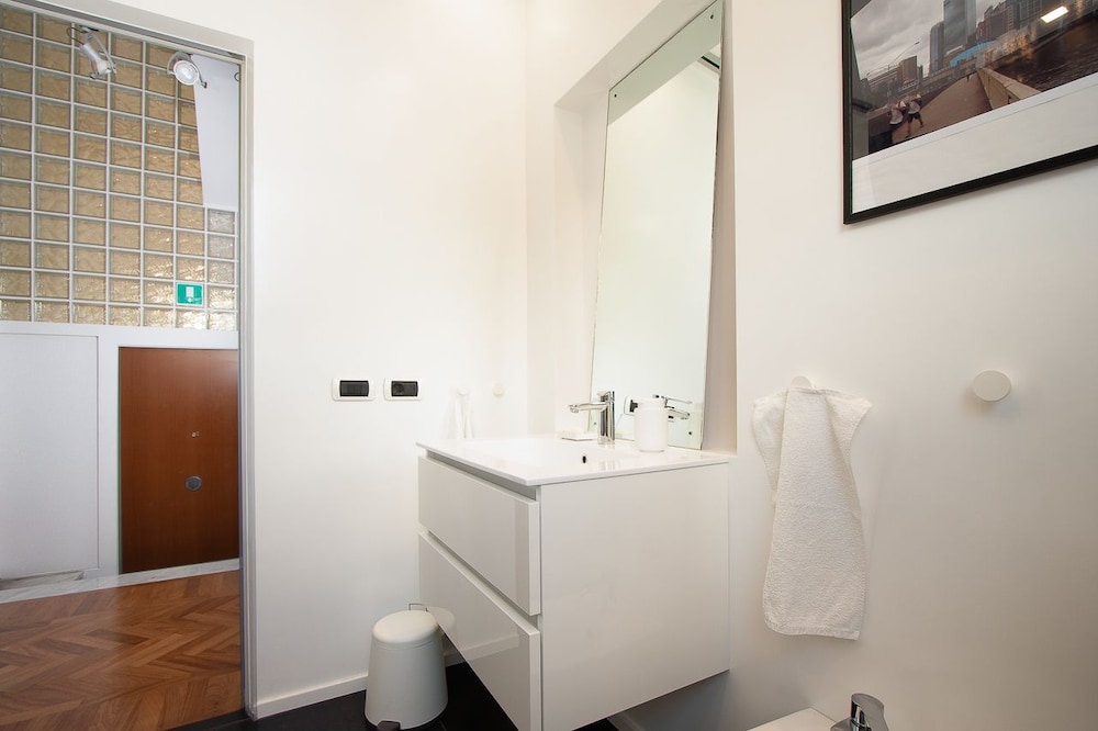 Room in Rome Isole