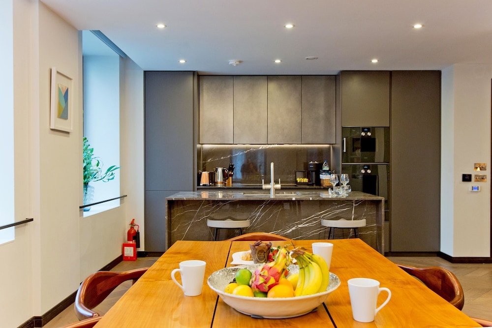 3-bed Deluxe Apt 205
