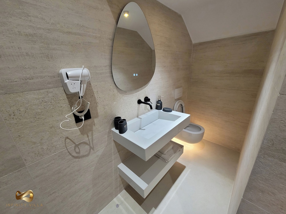 La Mirage Group Villas