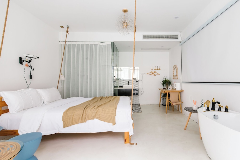 Shanghai Ruochu Designer Guesthouse-Near Shanghai Pudong Airport & Disneyland