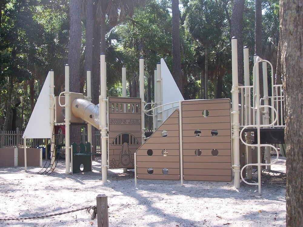 The Locke Nest III view 3