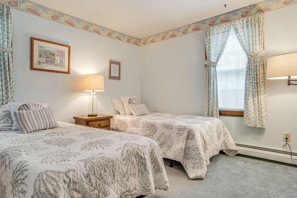 3 Mi to Beaches & Golfing: Family Gem in Cotuit, photo 24