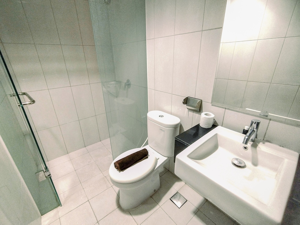 Homey Designed 2BR in City Center at Praxis Apartment