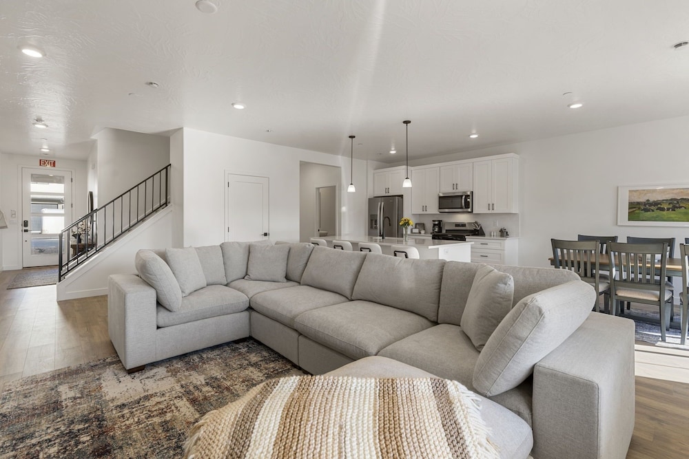 Desert Retreat Near Sand Hollow 4 Bedroom Townhouse