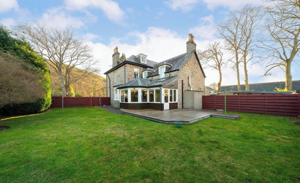 Inchgeal Lodge Ballater Royal Deeside