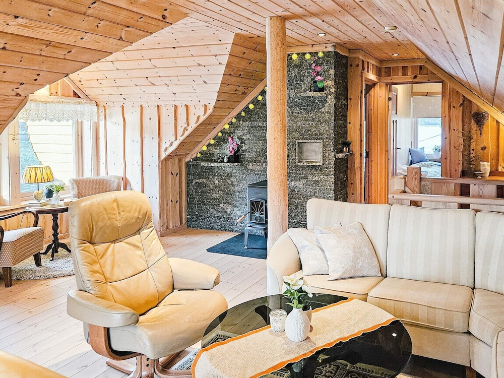 6 Person Holiday Home in Bygstad