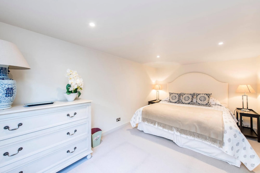 Marble Arch 3bed Family Home