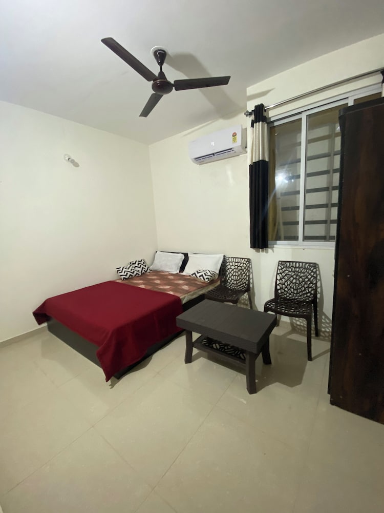 Tranquil Stay, Mountain View - 2BHK Flat
