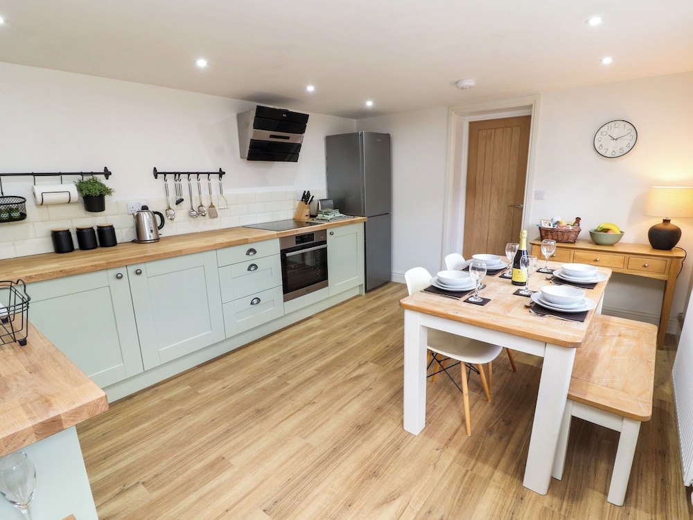 Holborn Cottage, Blencathra Street