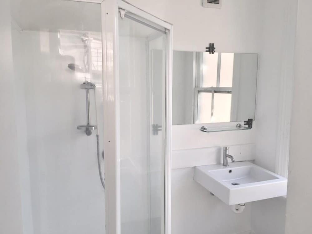 Freemans Backpackers Lodge - Hostel