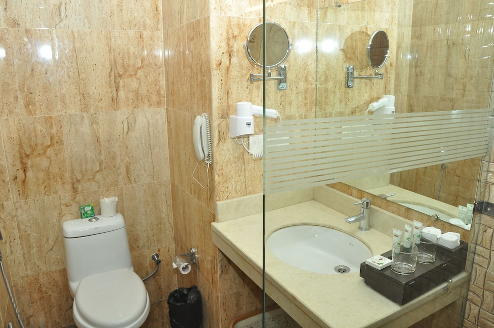 Hotel JSR Continental