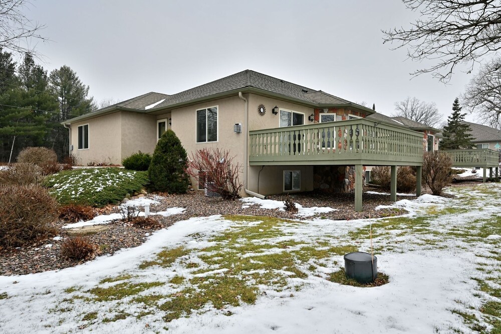 Unit 701 5 Bd 3 Ba 5 Bedroom Condo by RedAwning
