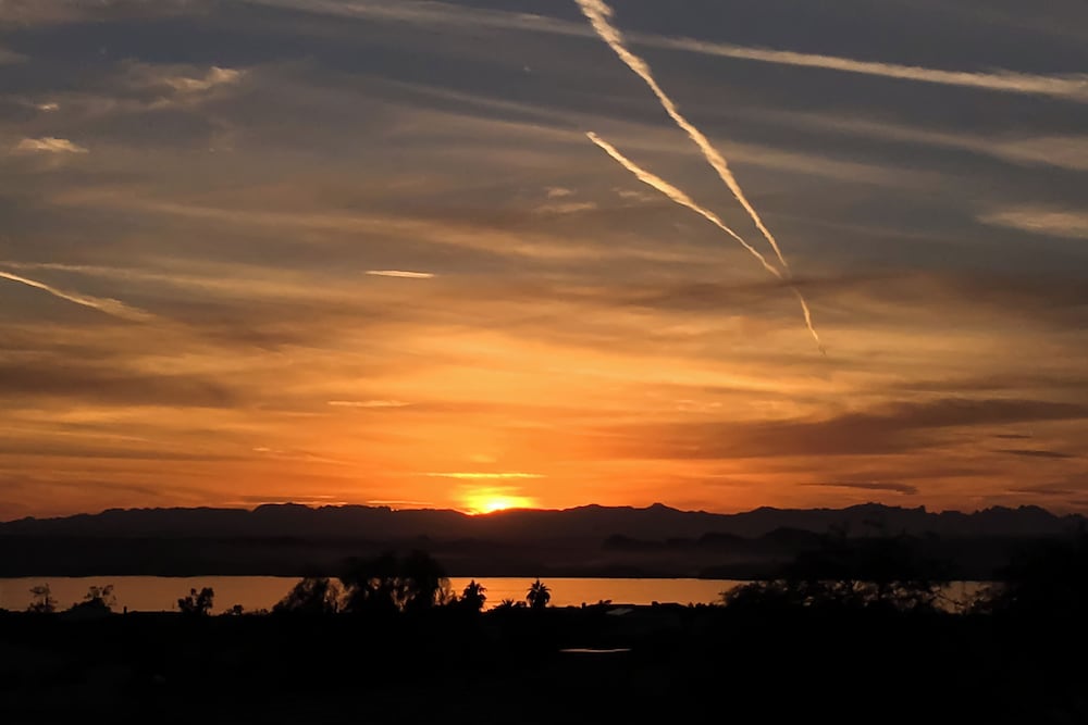 Lake View & Games: Spacious Oasis in Lake Havasu!