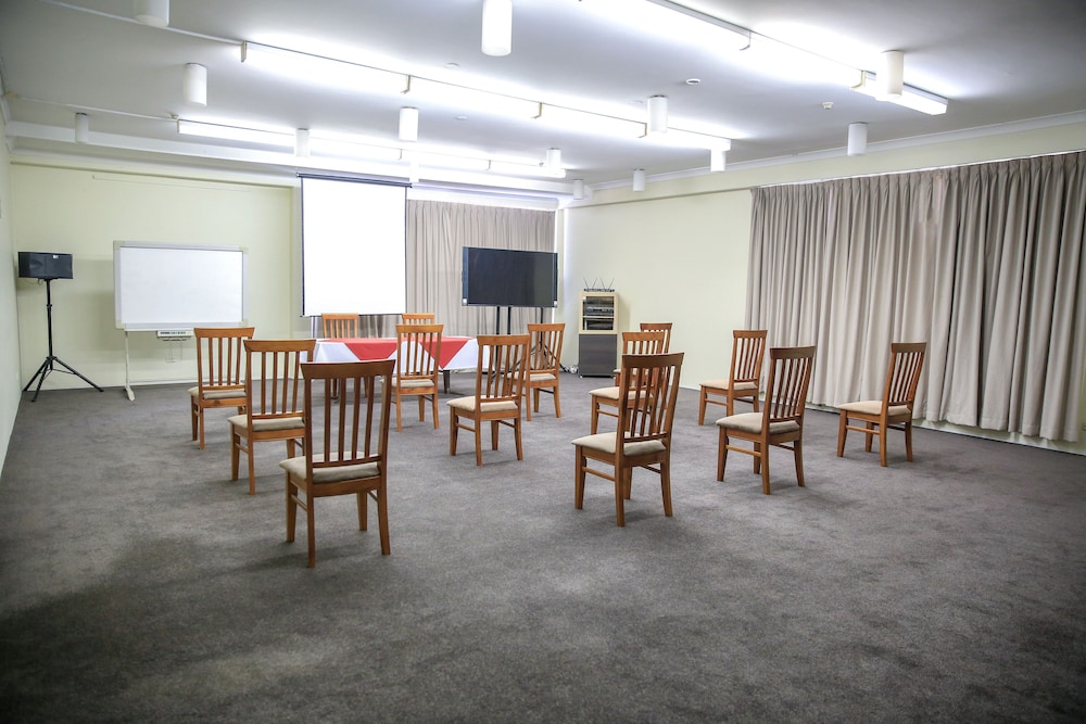 meeting & event spaces