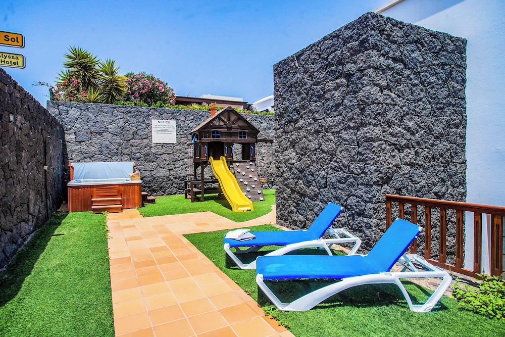 Villa Amina