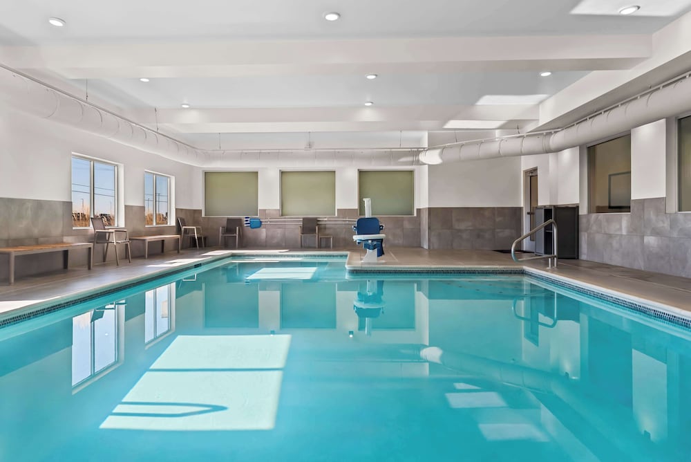 Lincoln Vacations - Best Western Plus Ogallala Inn - Property Image 1