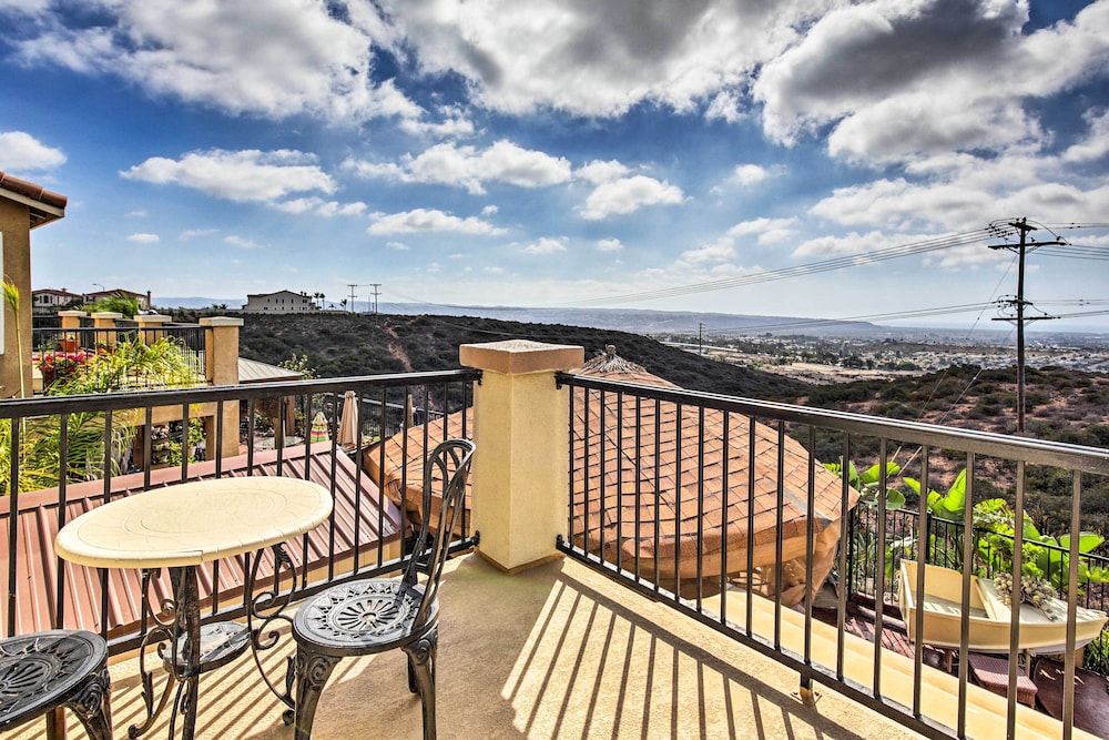 Luxe San Diego Getaway w/ Pool & Ocean Views