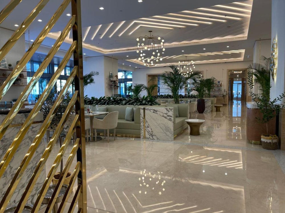 Palm Jumeirah - Palm Tower T1 4106