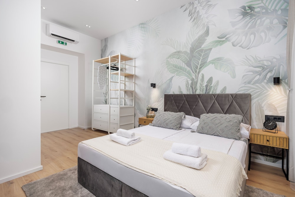 Marvie Apartments