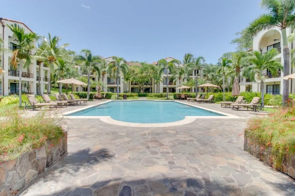 Elegant Condo in High-End Resort Community with Pool and Beach Club Access