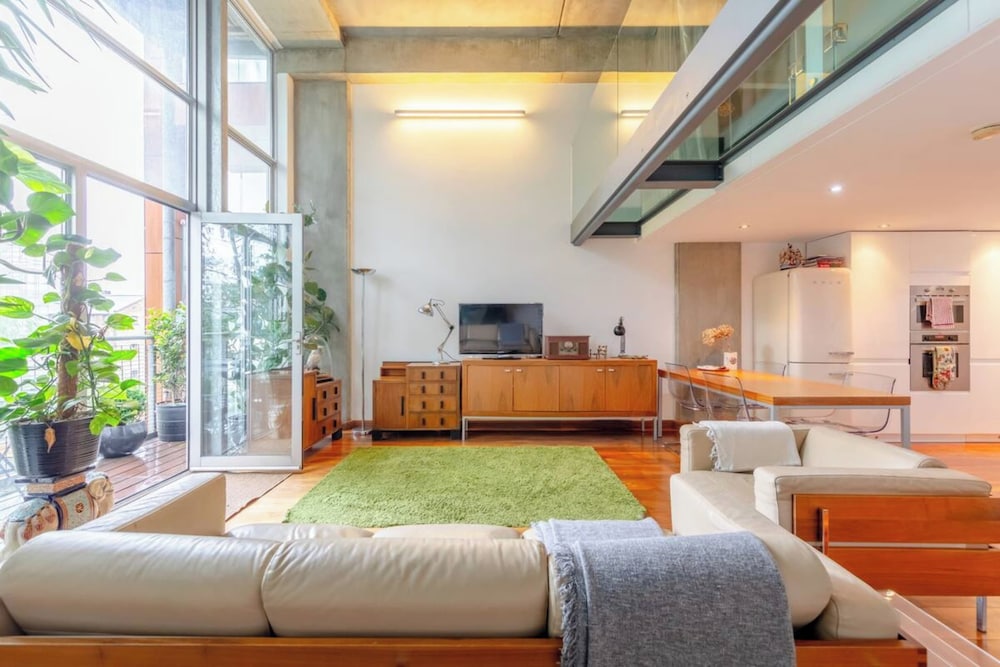Incredible 2BD Loft by Regents Canal - Haggerston