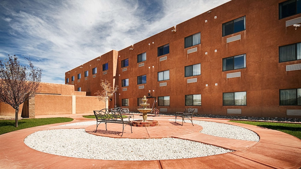 Farmington Vacations - Best Western Territorial Inn  Suites - Property Image 1