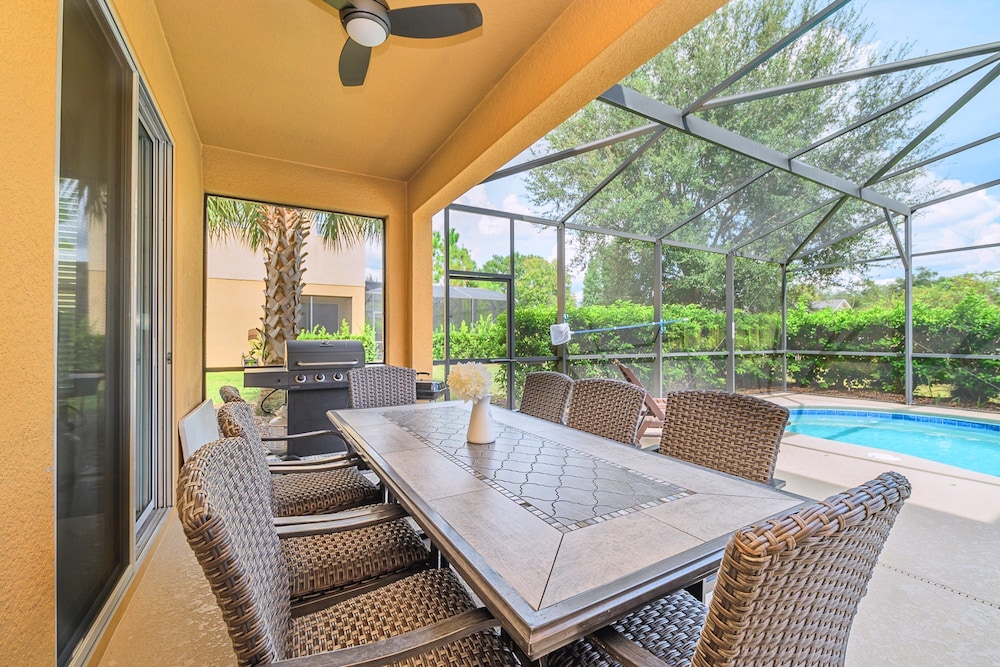 Upstay - Solterra Home w Private Pool Hot Tub