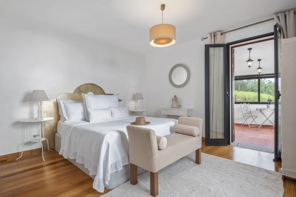 Villa Piedade by Homie
