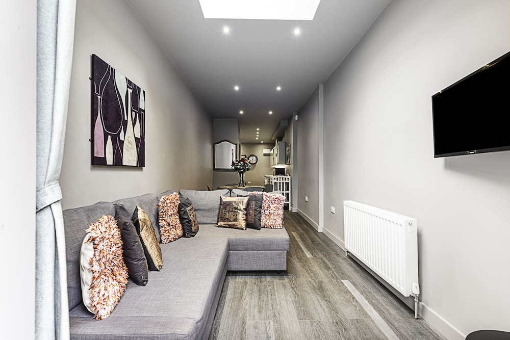Stunning 5 Bed House in Willesden Green!