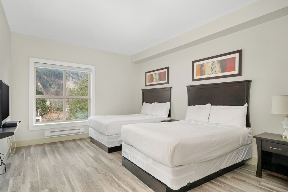 Breathtaking Bliss 2BR Penthouse