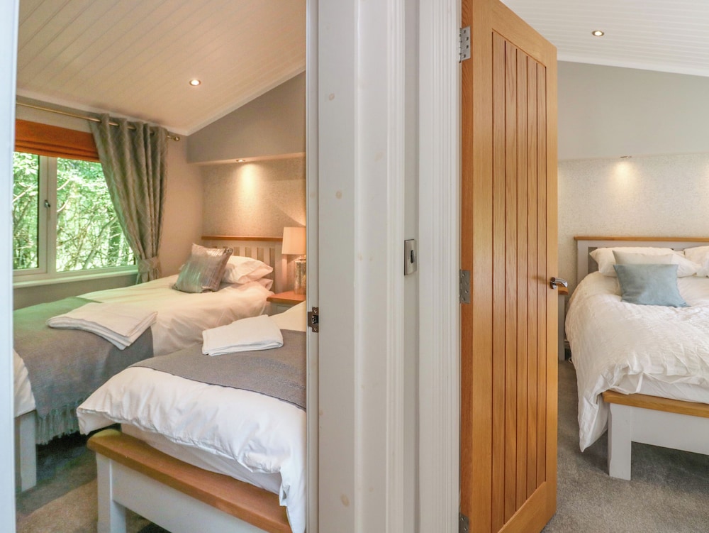 Waterside Lodge