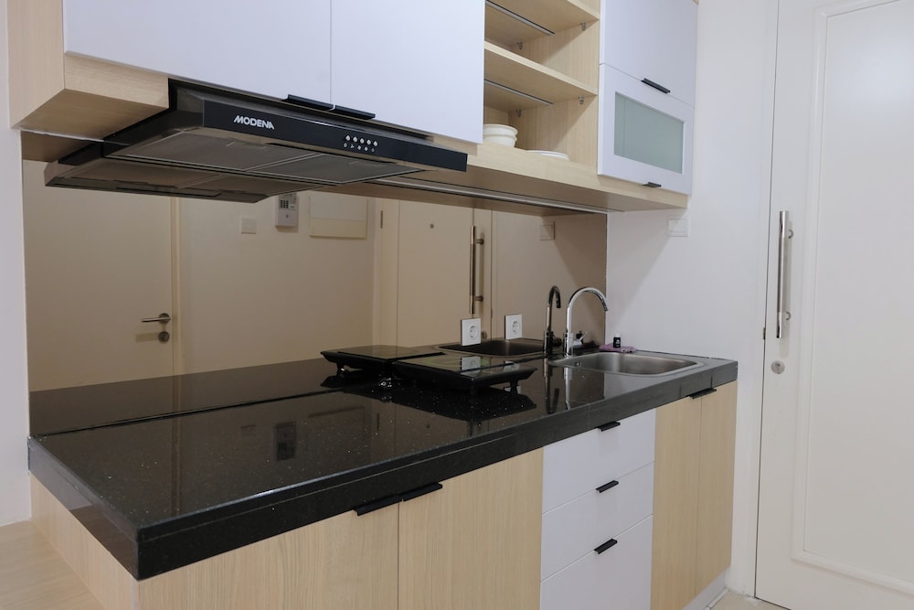 Modern Studio At Apartment Landmark Residence Bandung