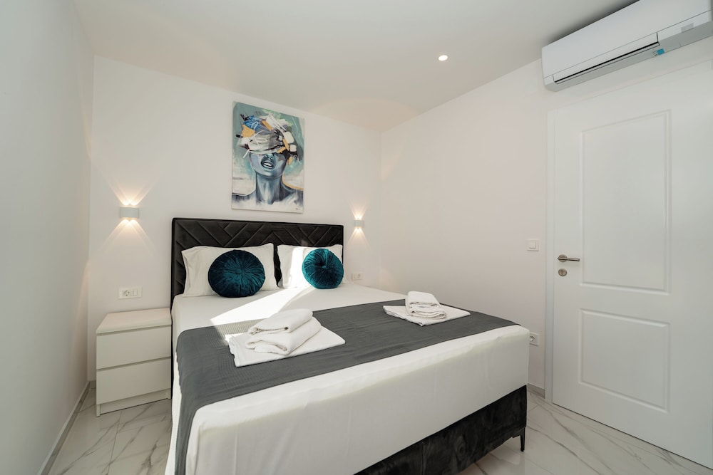 Relax apartments with private pool