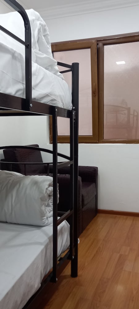 28 may Centr City hostel