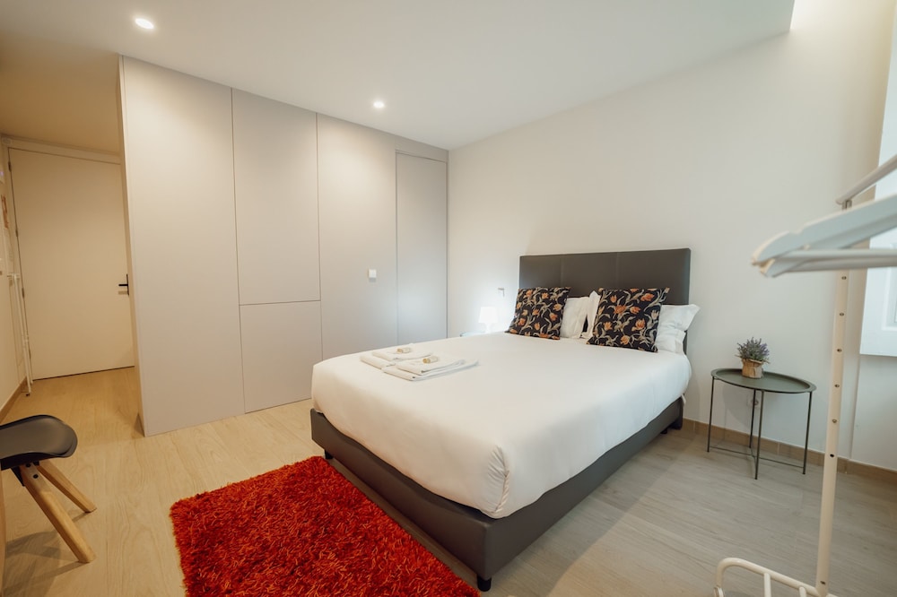 Carmo Residence Porto - S Helena by Vacationy