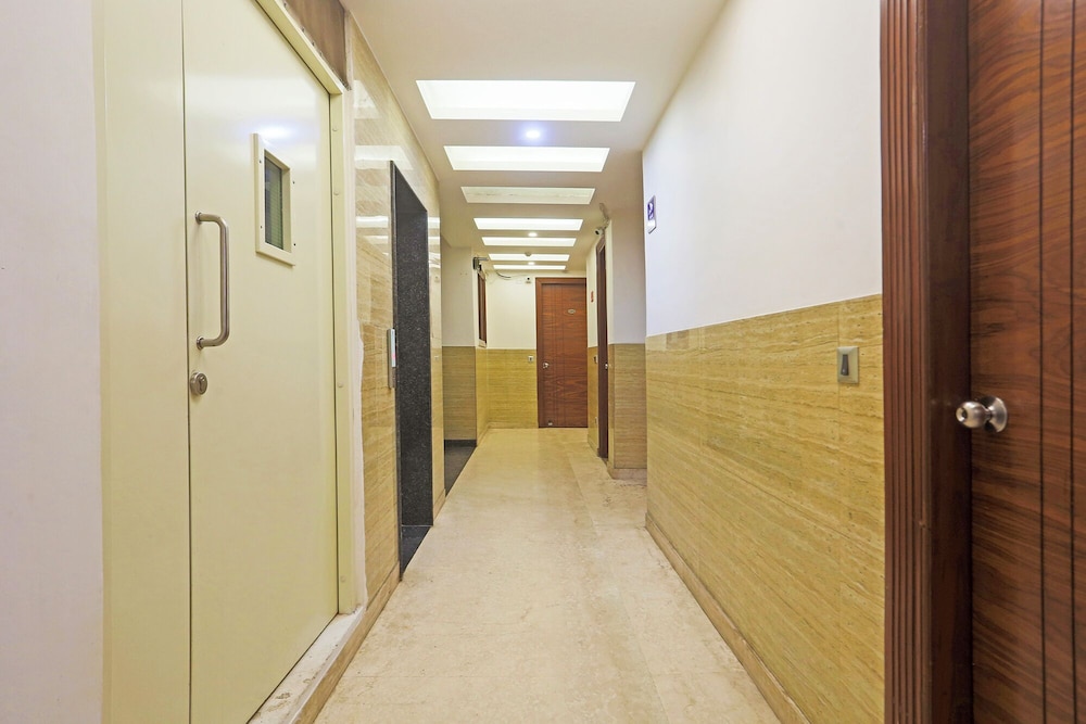 Fabhotel Star Inn