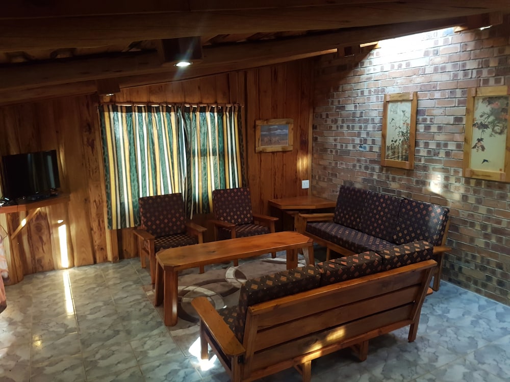 Rainbow Lodge