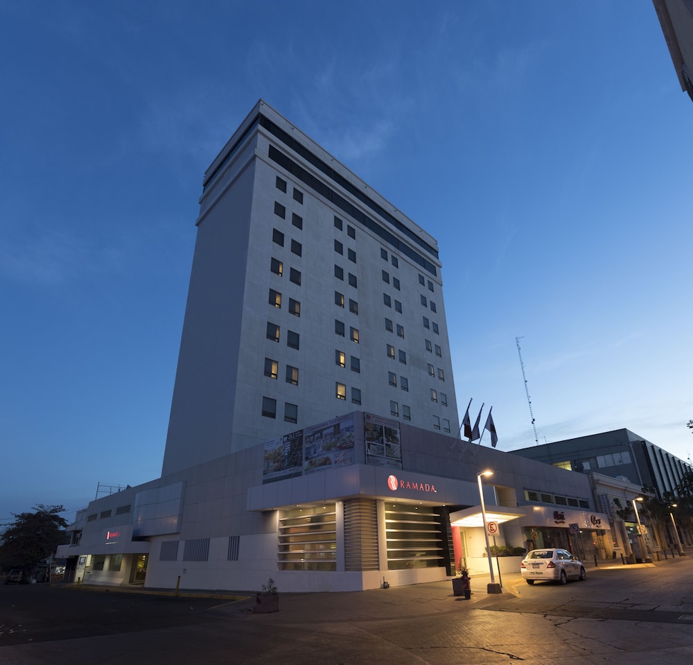 Culiacan Vacations - Ramada by Wyndham Hola Culiacan - Property Image 1