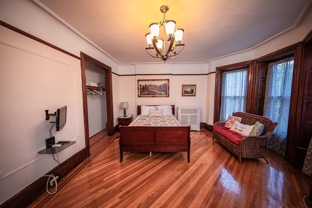 Lefferts Gardens Residence B&B