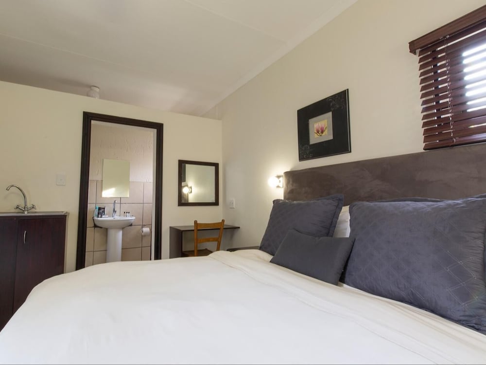 Angelica Guest House