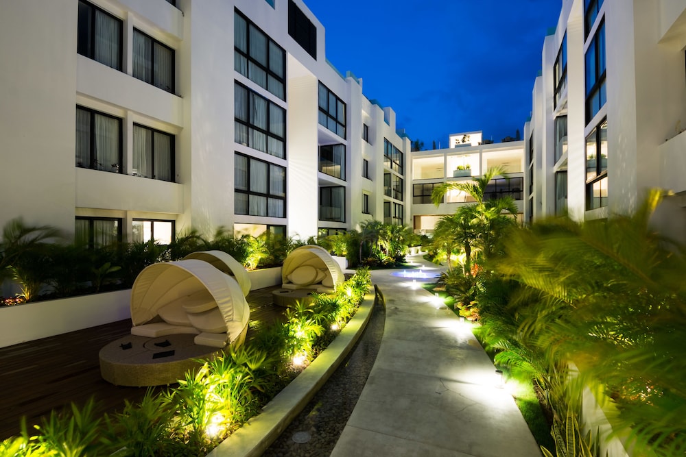 A-Nah Suites Apartamentos by CSR