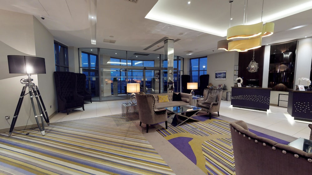 Radisson Blu Waterfront Hotel, Jersey view 3