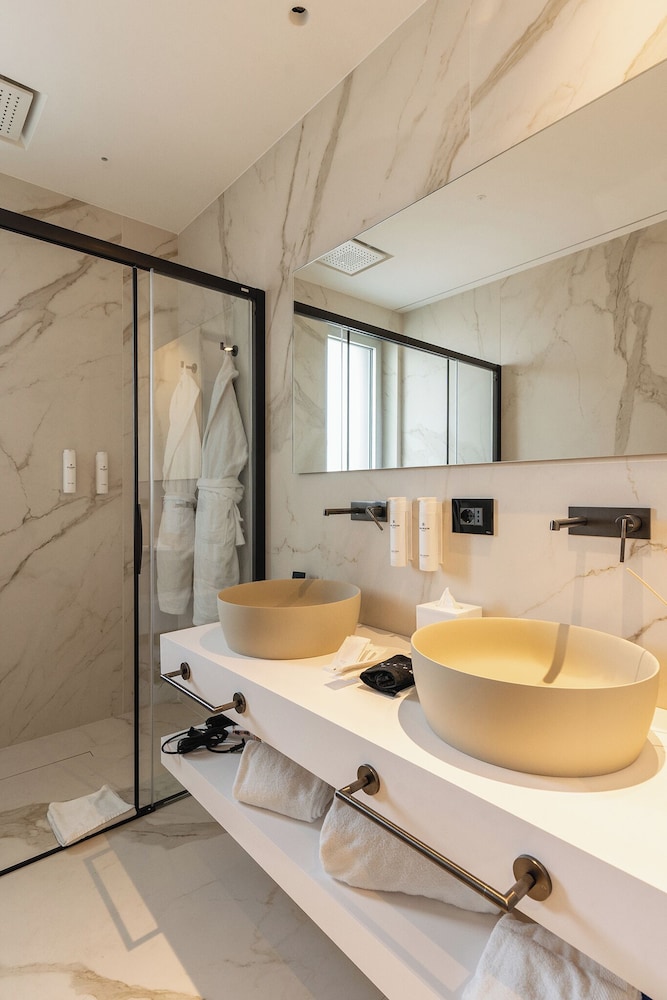 Green Park penthouse Suite & Pool