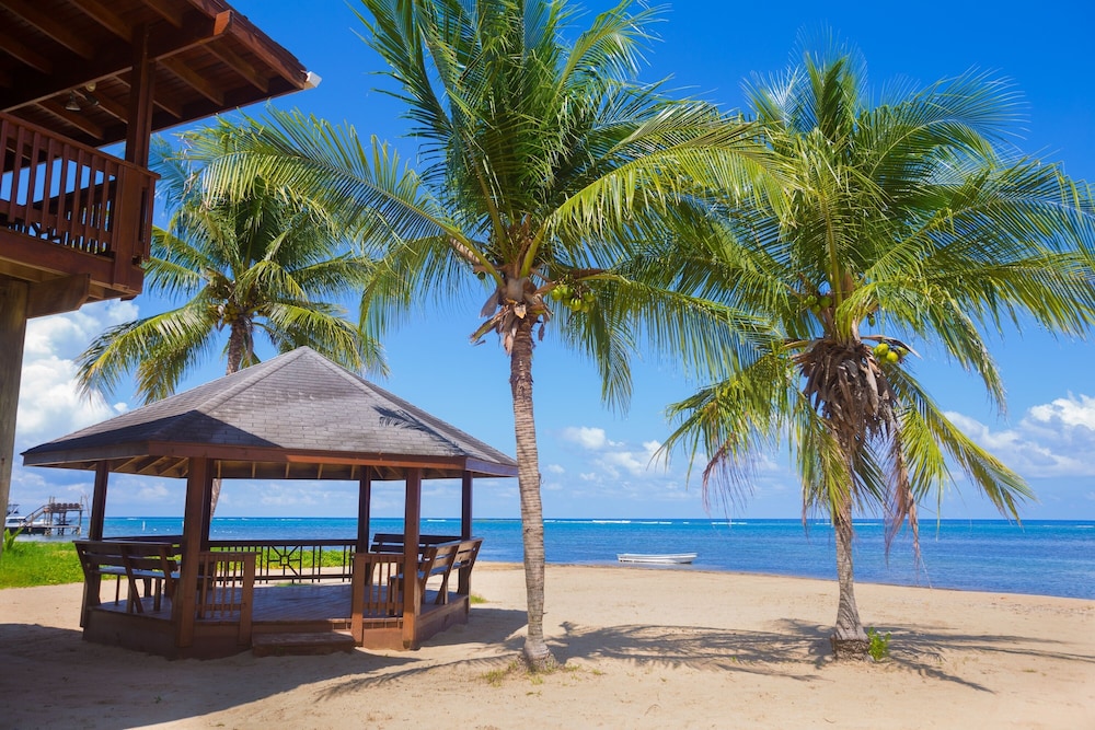 Roatan Ocean View - Ground Floor 2 Bedroom Apts