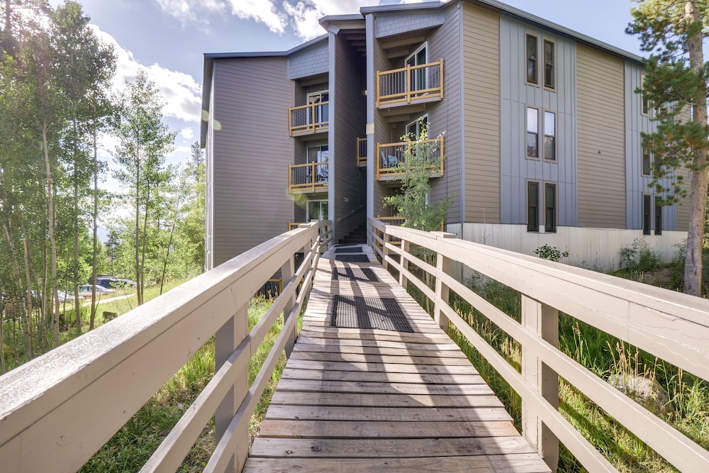 Summit County Vacations - Silverthorne Condo w/ Community Pool Hot Tub! - Property Image 13